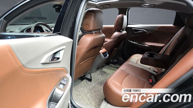 Chevrolet Malibu 2.0 Turbo LTZ Premium 2018 — фото 12