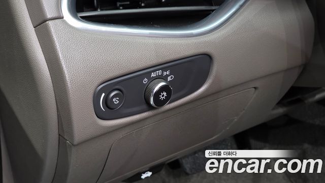 Chevrolet Malibu 2.0 Turbo LTZ Premium 2018 — фото 16