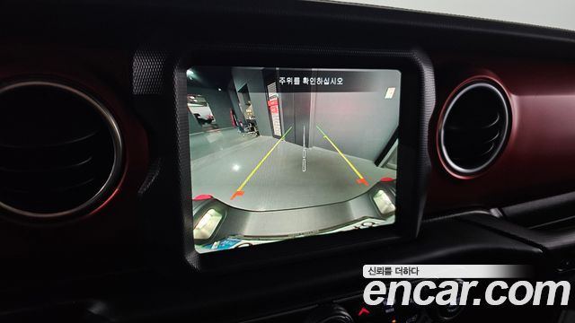 Jeep Gladiator (JT) 3.6 Rubicon 2023 — фото 17