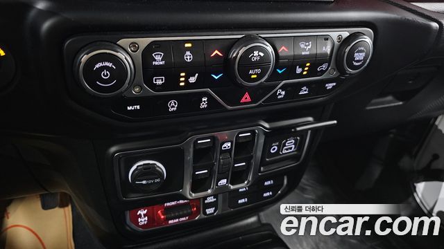 Jeep Gladiator (JT) 3.6 Rubicon 2023 — фото 18