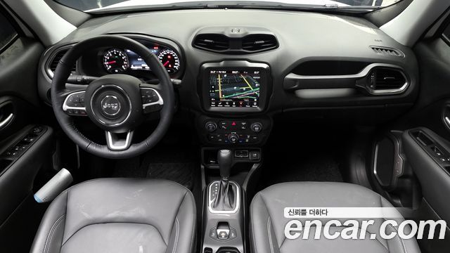 Jeep Renegade 1.3 Limited 2023 — фото 7