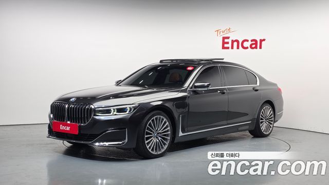BMW 7 Series (G11) 745Le iPerformance Design Pure Excellence