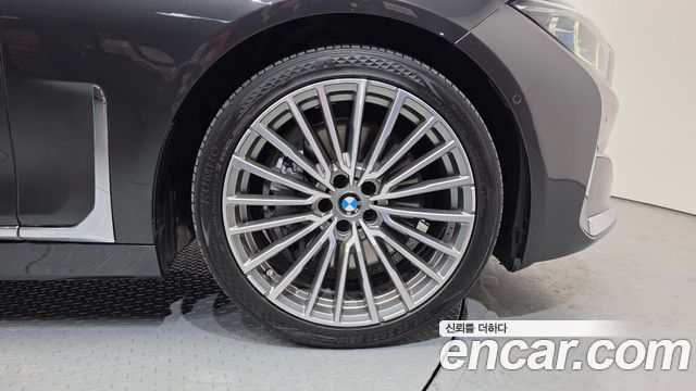 BMW 7 Series (G11) 745Le iPerformance Design Pure Excellence 2021 — фото 5