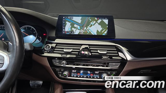 BMW 5 Series (G30) 520d M Sport Package Plus 2018 — фото 14