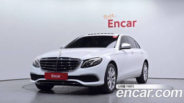 Mercedes-Benz E-Class (W213) E300 4MATIC Exclusive 2020 — фото 3