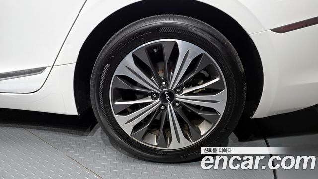 Kia K8 2.5 Gasoline 2WD Signature 2022 — фото 5