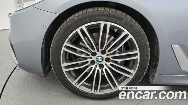 BMW 5 Series (G30) 530i M Sport Package Plus 2019 — фото 5