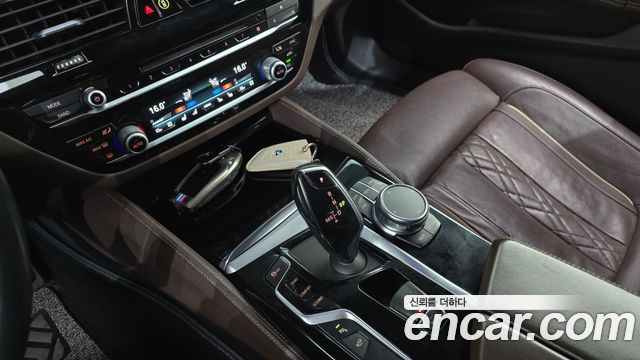 BMW 5 Series (G30) 530i M Sport Package Plus 2019 — фото 9