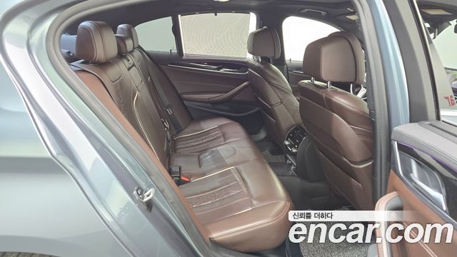 BMW 5 Series (G30) 530i M Sport Package Plus 2019 — фото 12