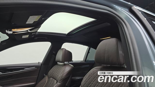BMW 5 Series (G30) 530i M Sport Package Plus 2019 — фото 19