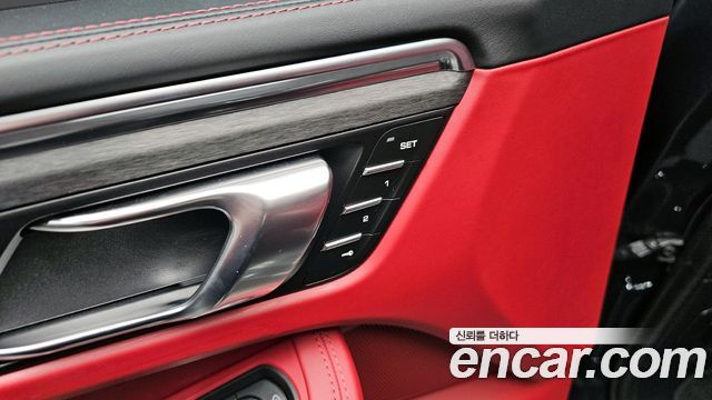 Porsche Macan 2.9 GTS 95B 2023 — фото 16