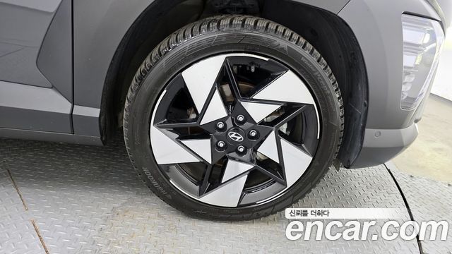Hyundai Kona (SX2) Gasoline 1.6 Turbo 4WD Inspiration 2025 — фото 5