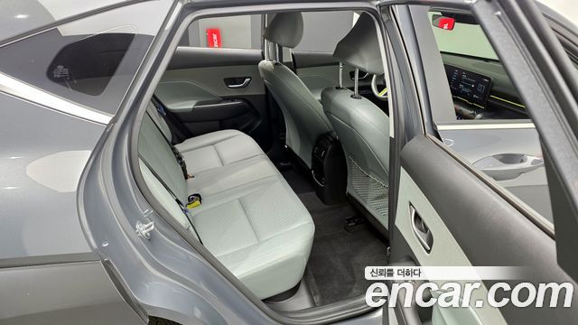 Hyundai Kona (SX2) Gasoline 1.6 Turbo 4WD Inspiration 2025 — фото 16