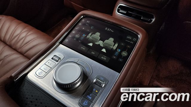 Genesis G90 (RS4) Gasoline 3.5 Turbo AWD 2022 — фото 18