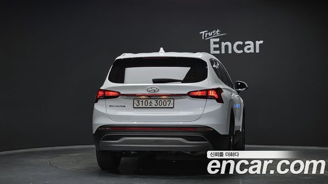 Hyundai Santa Fe Diesel 2.2 2WD Exclusive 2022 — фото 4