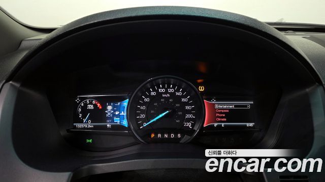 Ford Explorer 2.3 Limited 4WD 5th 2016 — фото 8