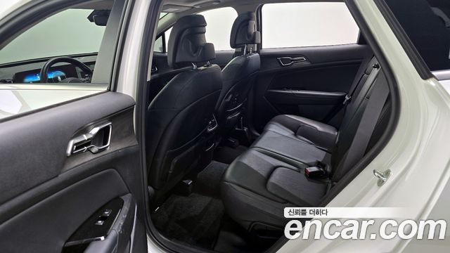 Kia Sportage (V) Gasoline 1.6 Turbo 2WD Signature 2022 — фото 11