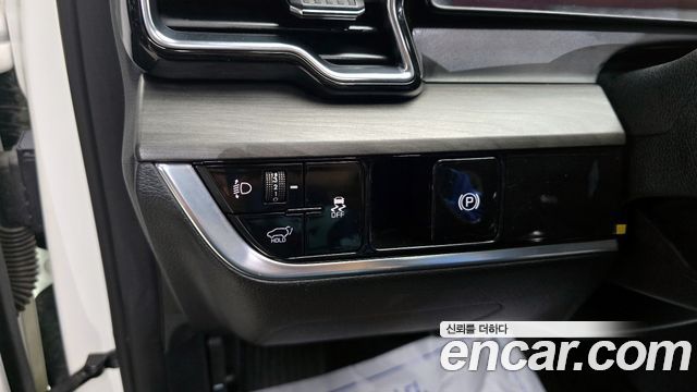 Kia Sportage (V) Gasoline 1.6 Turbo 2WD Signature 2022 — фото 13