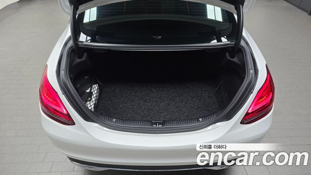 Mercedes-Benz C-Class (W205) C200 2020 — фото 20