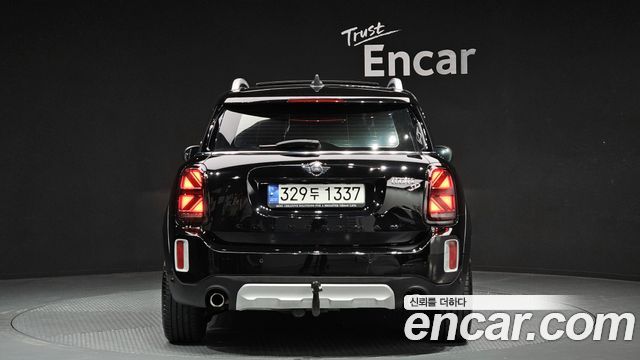 MINI Cooper SD Countryman ALL4 2nd 2021 — фото 4