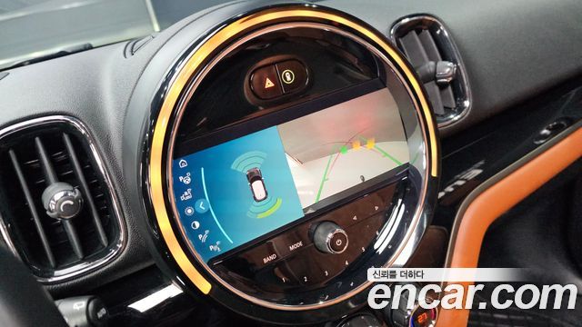 MINI Cooper SD Countryman ALL4 2nd 2021 — фото 20