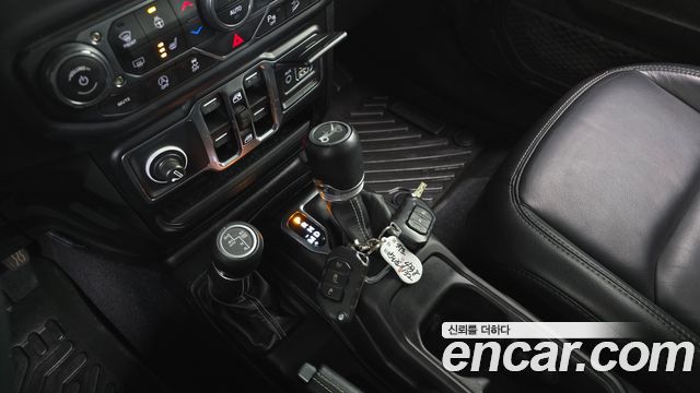 Jeep Wrangler (JL) 2.0 Overland 4Door 2019 — фото 9