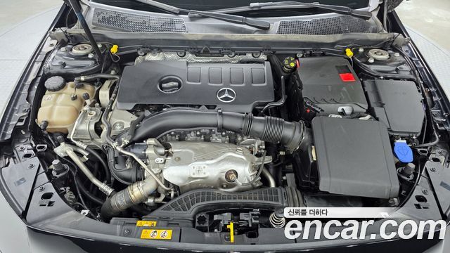 Mercedes-Benz A-Class (W177) A220 Sedan 2020 — фото 6