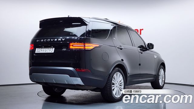 Land Rover Discovery 5 3.0 SD6 HSE Luxury 2019 — фото 2
