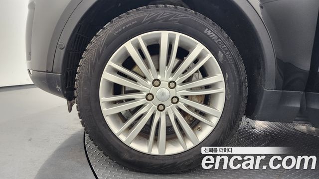 Land Rover Discovery 5 3.0 SD6 HSE Luxury 2019 — фото 5