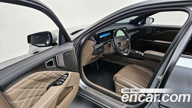 Kia K8 2.5 Gasoline 2WD Signature Special 2024 — фото 10