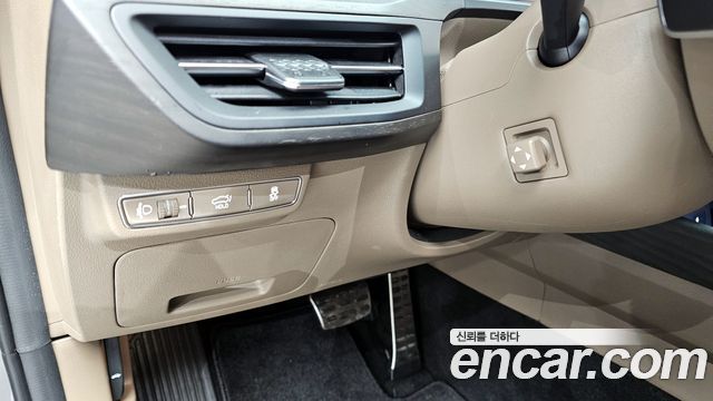 Kia K8 2.5 Gasoline 2WD Signature Special 2024 — фото 14