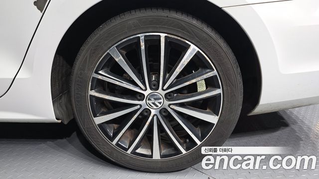 Volkswagen Jetta 2.0 TDI BlueMotion 6th 2016 — фото 5