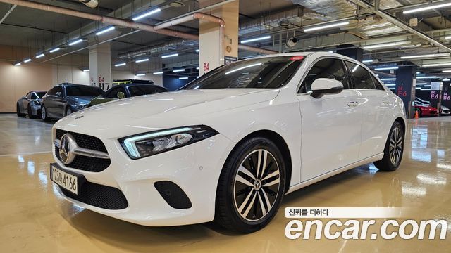 Mercedes-Benz A-Class (W177) A220 Sedan