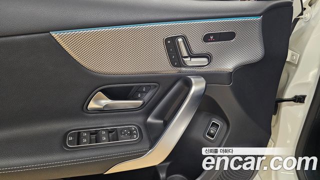 Mercedes-Benz A-Class (W177) A220 Sedan 2021 — фото 17
