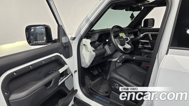 Land Rover Defender (L663) 130 D300 X-Dynamic HSE 2024 — фото 10