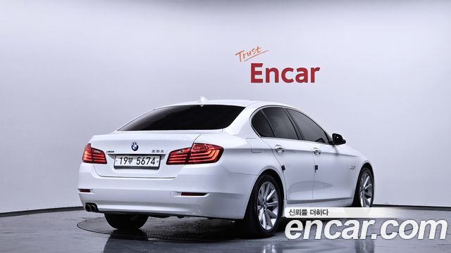 BMW 5 Series (F10) 528i xDrive 2015 — фото 2