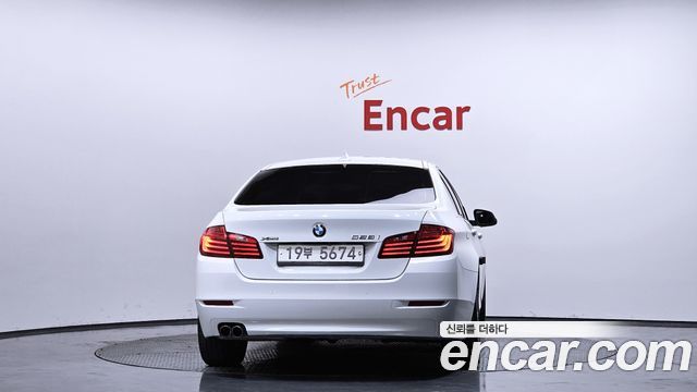 BMW 5 Series (F10) 528i xDrive 2015 — фото 4