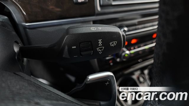 BMW 5 Series (F10) 528i xDrive 2015 — фото 14