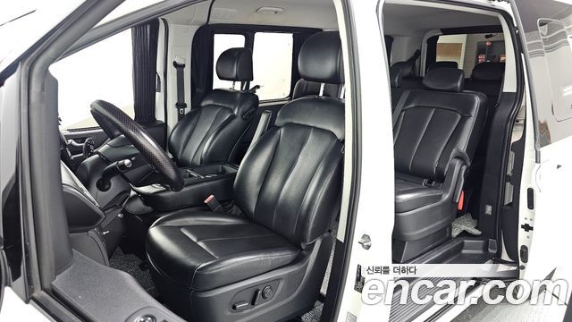 Hyundai Staria 4WD Tourer 9-Seater Modern 2022 — фото 10