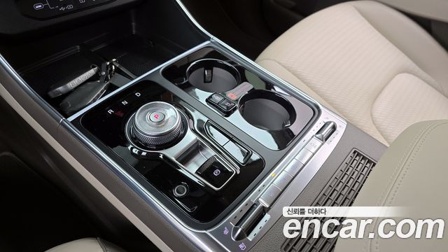 Kia Carnival (IV) Gasoline 4-Seater Hi Limousine Signature 2024 — фото 9