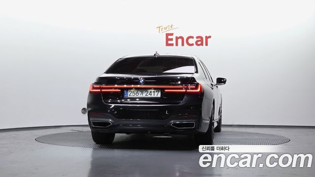 BMW 7 Series (G11) 740i M Sport 2021 — фото 4