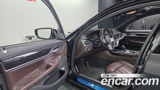 BMW 7 Series (G11) 740i M Sport 2021 — фото 10