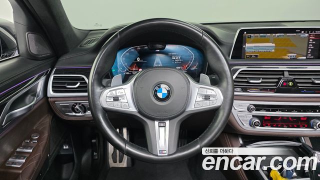 BMW 7 Series (G11) 740i M Sport 2021 — фото 13