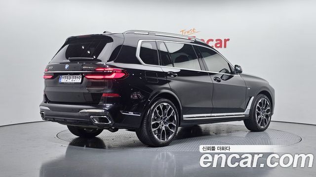 BMW X7 (G07) xDrive 40i M Sport 6STR 2025 — фото 2