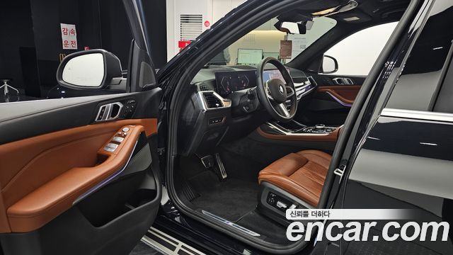 BMW X7 (G07) xDrive 40i M Sport 6STR 2025 — фото 11
