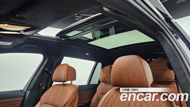 BMW X7 (G07) xDrive 40i M Sport 6STR 2025 — фото 18