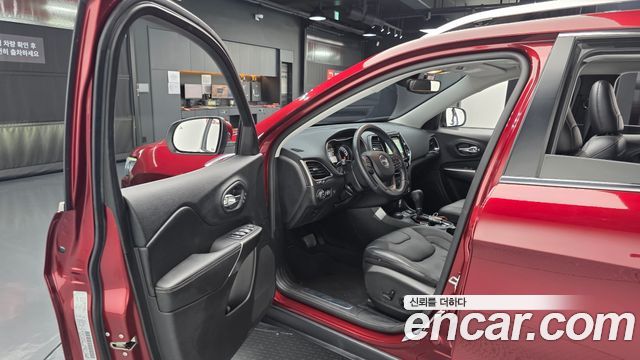 Jeep Cherokee (KL) 2.4 Limited AWD 2020 — фото 11