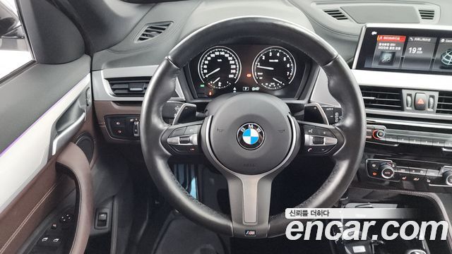 BMW X1 (F48) xDrive 20i M Sport 2021 — фото 17