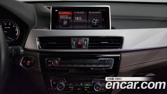 BMW X1 (F48) xDrive 20i M Sport 2021 — фото 19