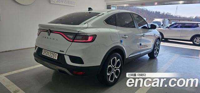 Renault Korea Arkana 1.6 E-TECH Iconic 2025 — фото 7